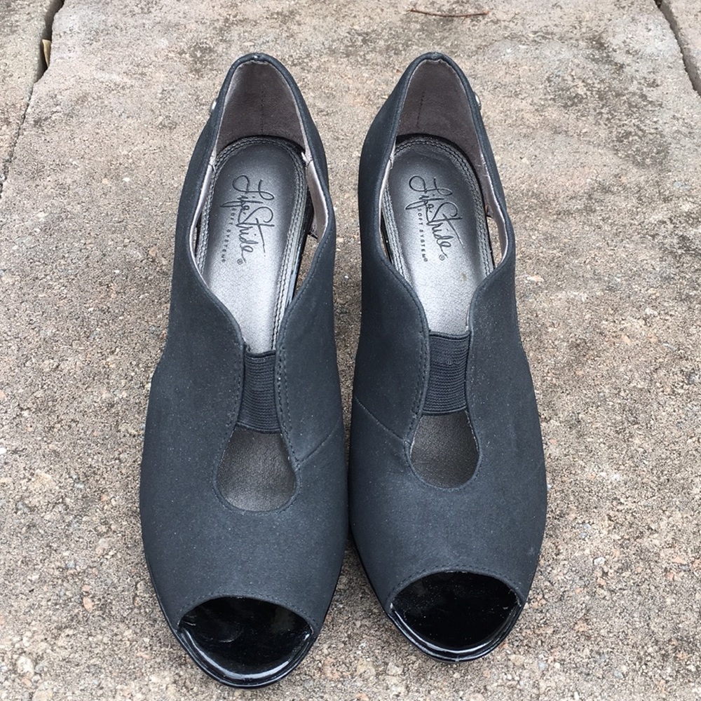 Life Stride Black Heels - Picture 1 of 10